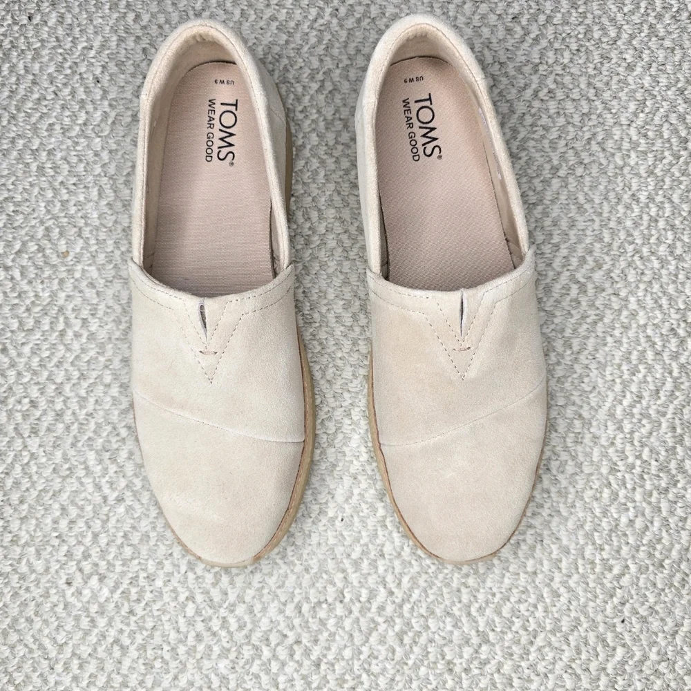 TOMS Women's Adelaide Suede Tan Platform Espadrille Slip-Ons 9
